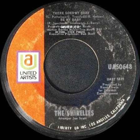 The Shirelles - Strange, I Still Love You / There Goes My Baby / Be My Baby side B