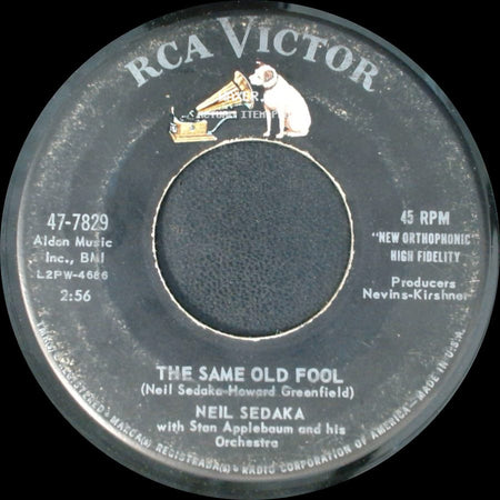 Neil Sedaka - Calendar Girl / The Same Old Fool side B