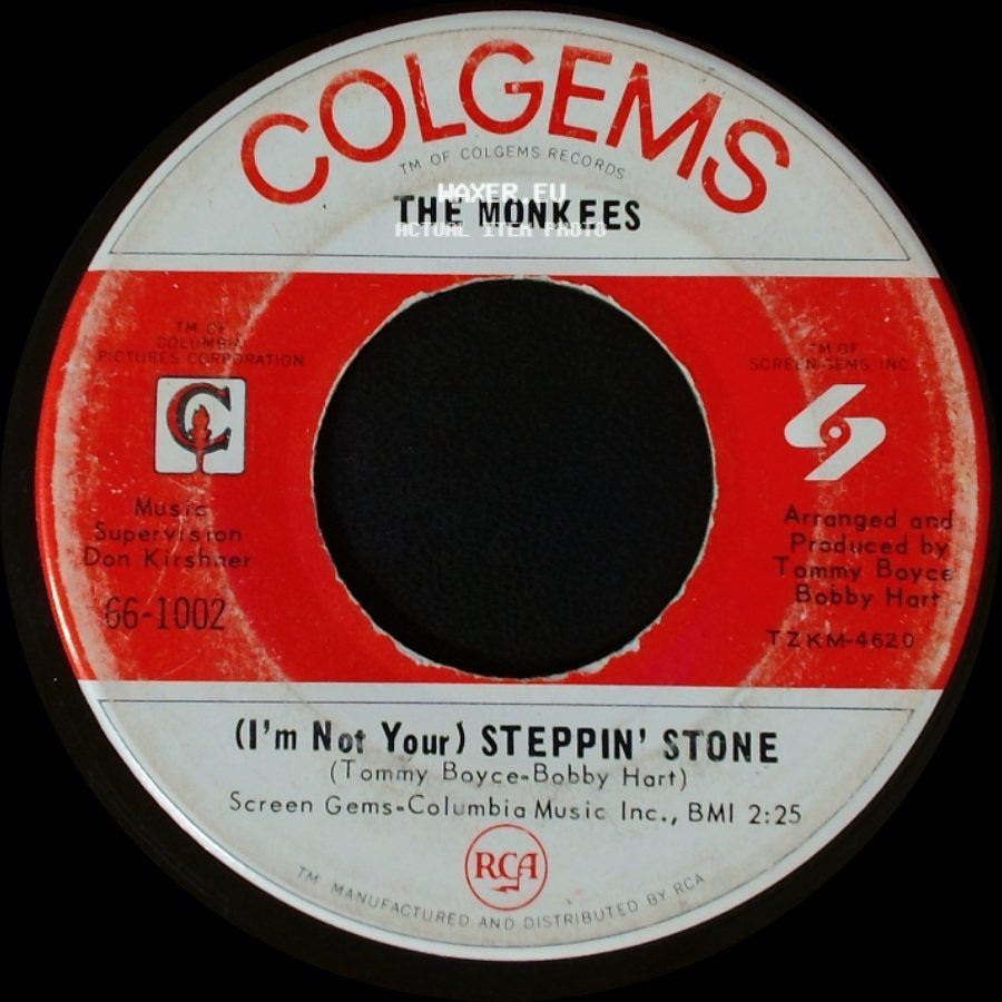 The Monkees - (I'm Not Your) Steppin' Stone / I'm A Believer side A