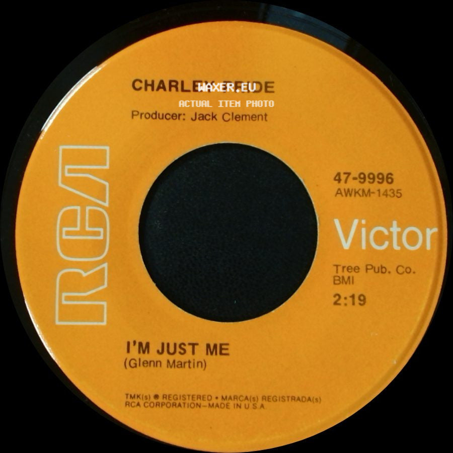 Charley Pride - A Place For The Lonesome / I'm Just Me side B