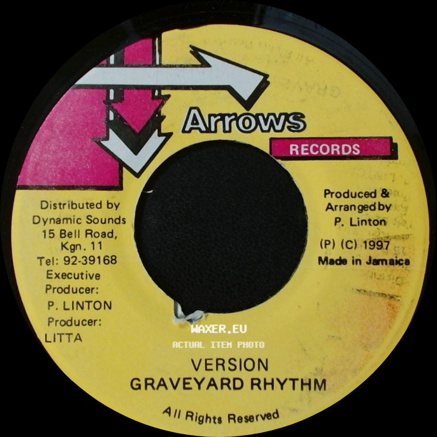 Silver Cat - Version Graveyard Rhythm / Gal Get The Length side A