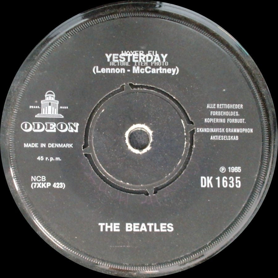 The Beatles - Yesterday / Act Naturally side A