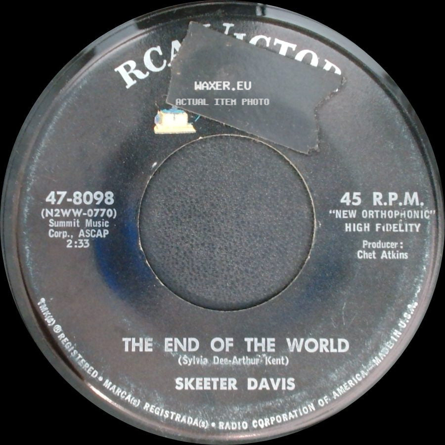 Skeeter Davis - Somebody Loves You / The End Of The World side B
