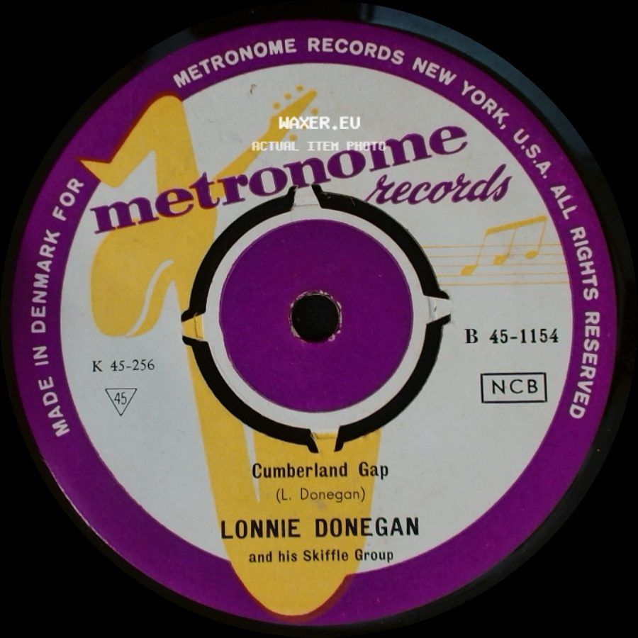 Lonnie Donegan And His Skiffle Group - Cumberland Gap / Don't You Rock Me Daddy-O side A