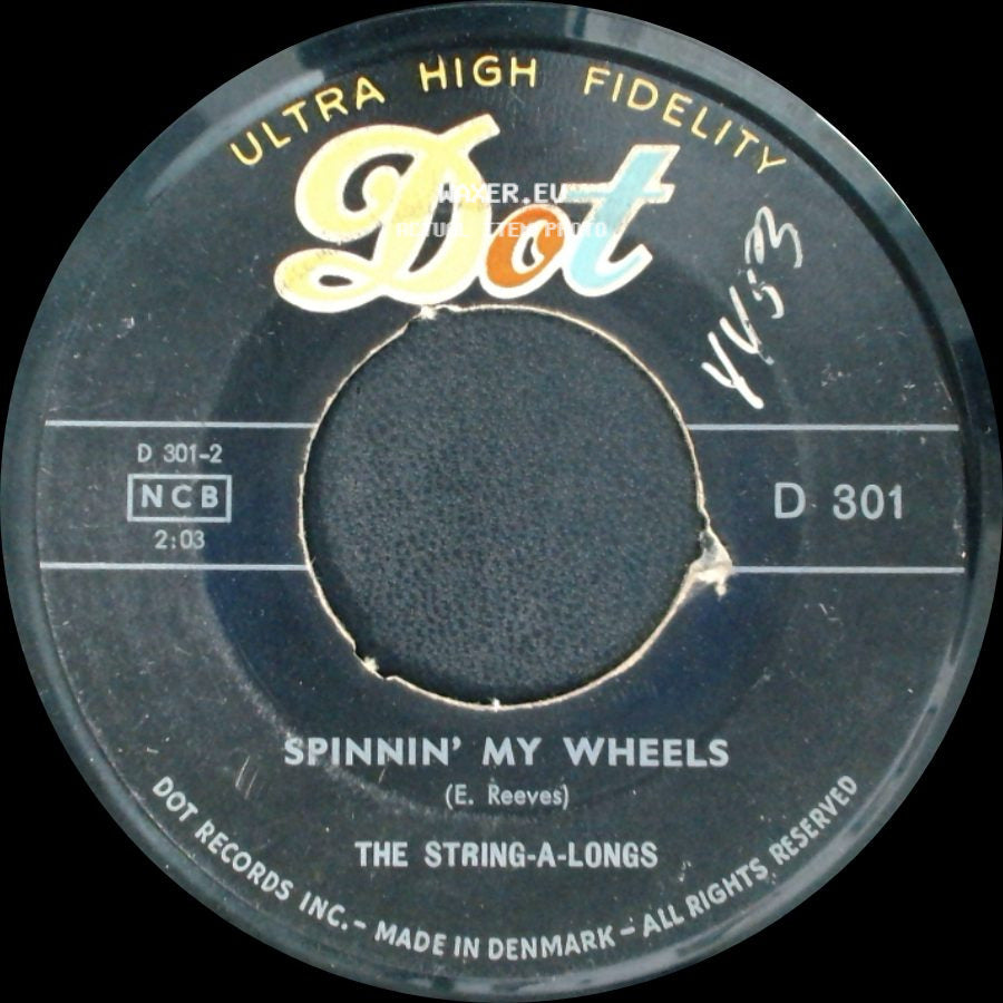 The String-A-Longs - Spinnin' My Wheels / My Blue Heaven side A