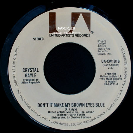 Crystal Gayle - It's All Right With Me / Don't It Make My Brown Eyes Blue side B