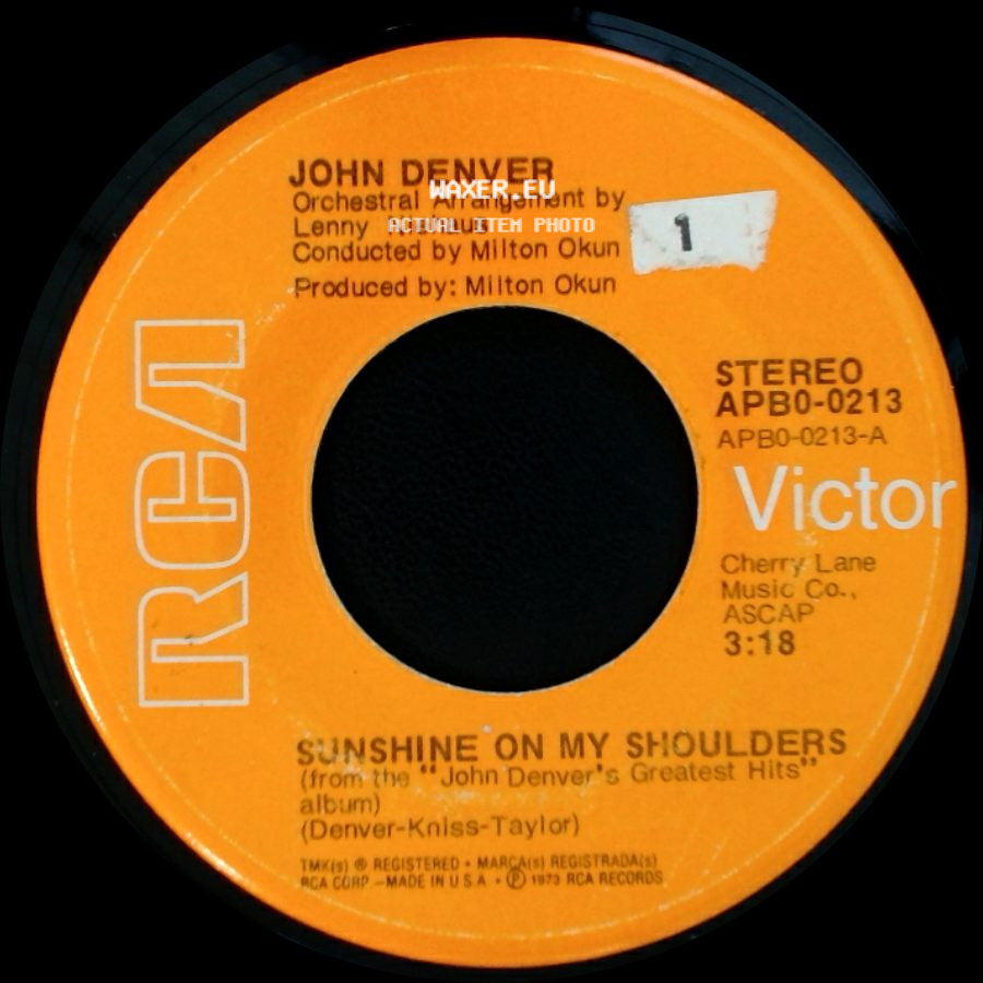 John Denver - Sunshine On My Shoulders / Around And Around side A