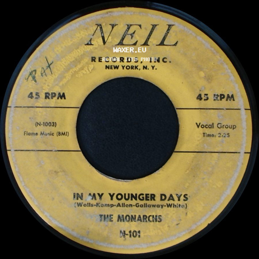 The Monarchs - In My Younger Days / Pretty Little Girl side A