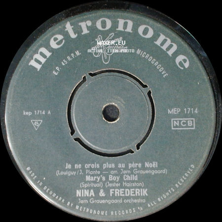 Nina & Frederik - Schlafe Mein Prinzchen / The Christmas Evening Star / Je Ne Crois Plus Au Père Noël / Mary's Boy Child side B