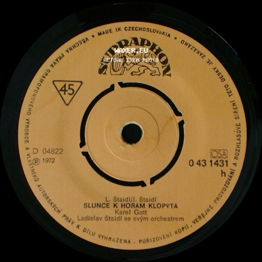 Karel Gott - Slunce K Horam Klopytá / Kavu Si Osladim side A