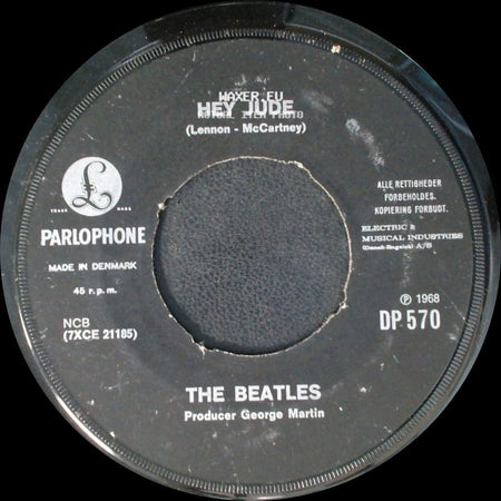The Beatles - Revolution / Hey Jude side B