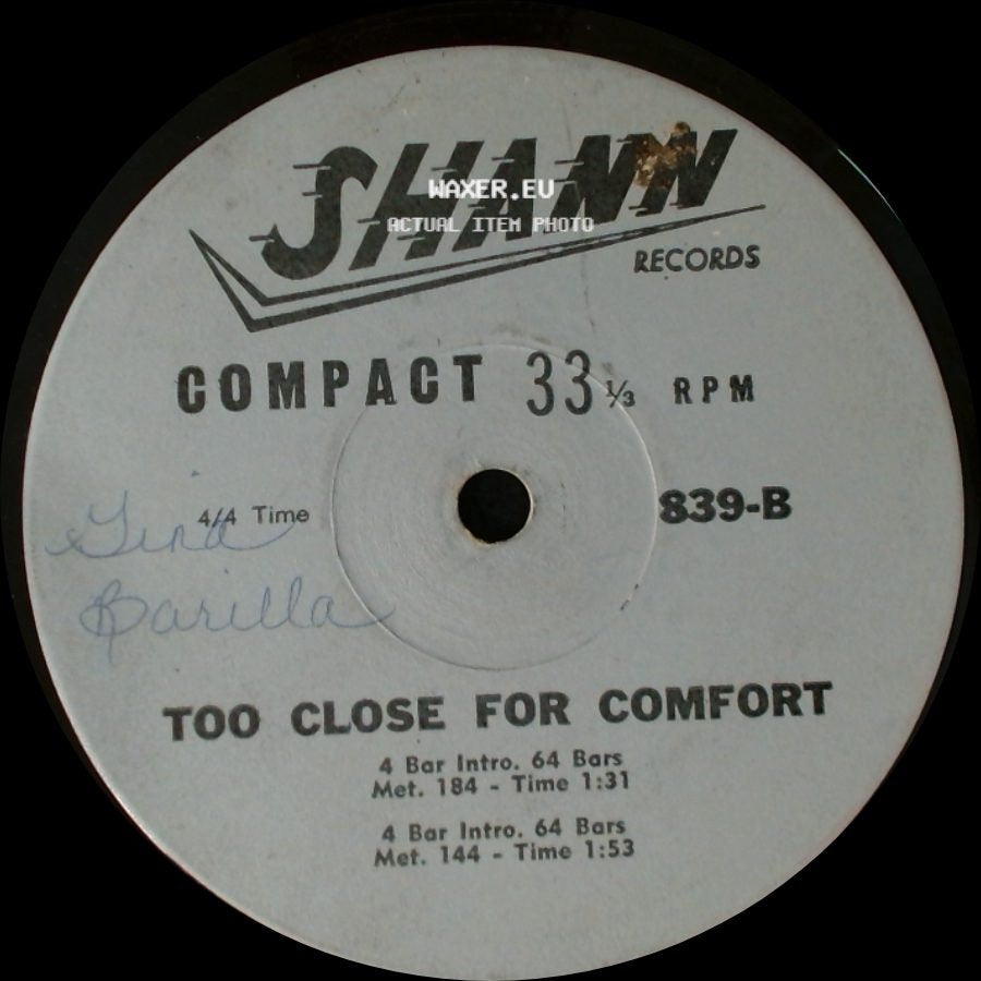 Unknown Artist - Alley Cat / Too Close For Comfort side B