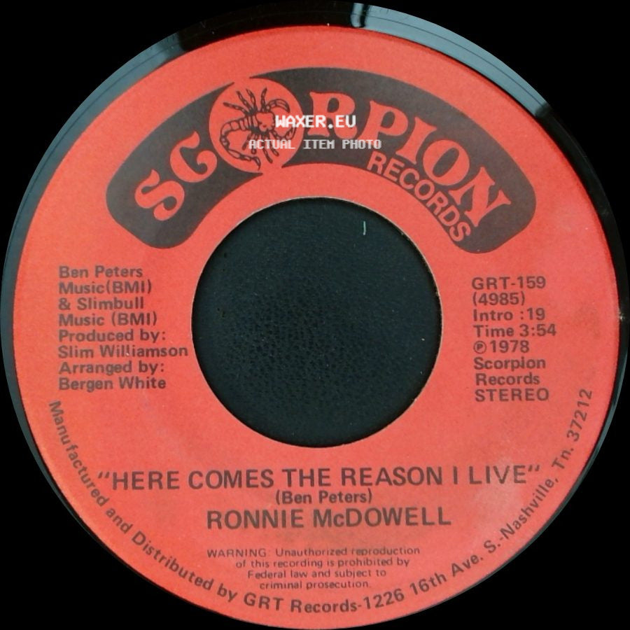 Ronnie Mcdowell - Travelin', Wanderin' Man / Here Comes The Reason I Live side B