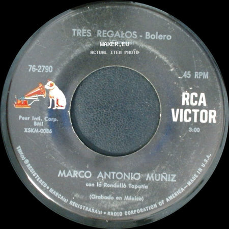 Marco Antonio Muñiz - Solo Espero Que Llegue La Noche - Bolero Balada / Tres Regalos - Bolero side B