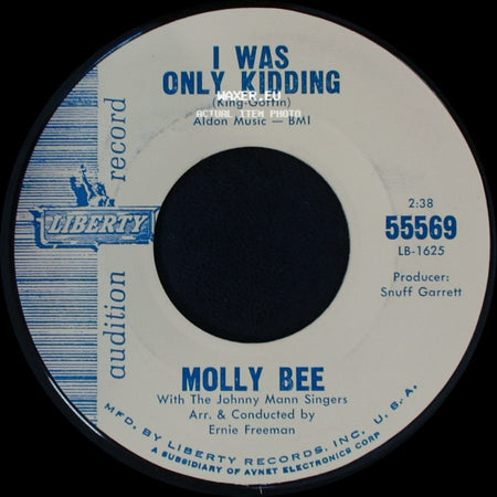 Molly Bee - He's My True Love / I Was Only Kidding side B