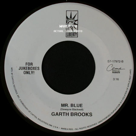 Garth Brooks - Mr. Blue / One Night A Day side A