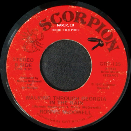 Ronnie Mcdowell - "The King Is Gone" / Walking Through Georgia In The Rain side B