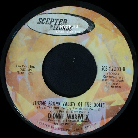 Dionne Warwick - I Say A Little Prayer / (Theme From) Valley Of The Dolls side B
