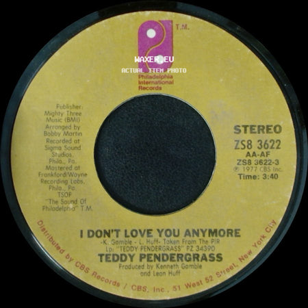 Teddy Pendergrass - Somebody Told Me / I Don't Love You Anymore side B