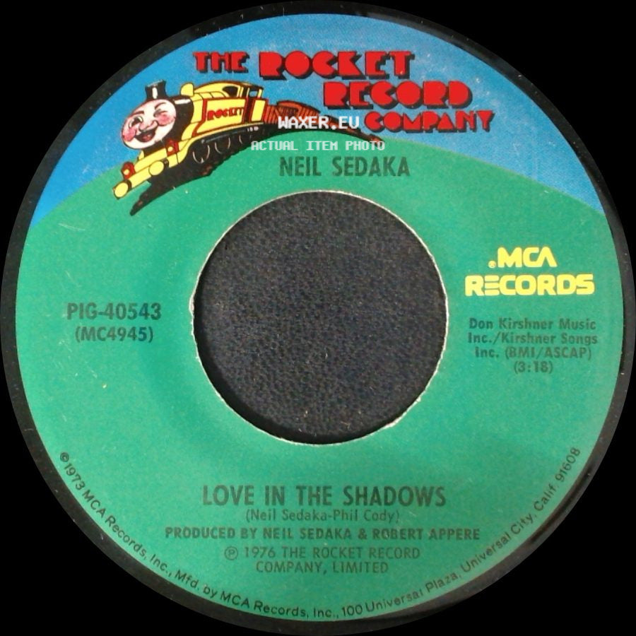 Neil Sedaka - (Baby) Don't Let It Mess Your Mind / Love In The Shadows side B
