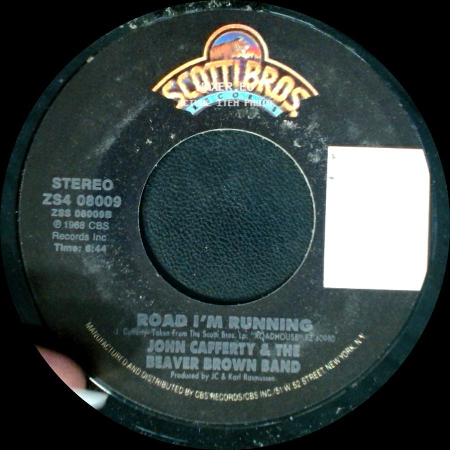 John Cafferty & The Beaver Brown Band - Victory Dance / Road I'm Running side B