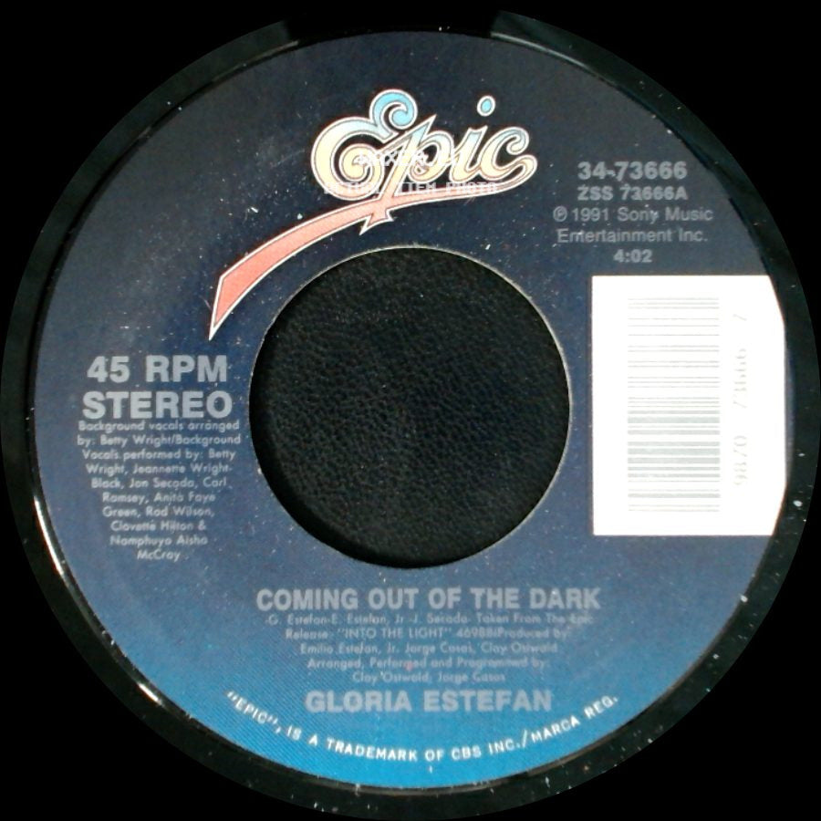 Gloria Estefan - Coming Out Of The Dark / Desde La Oscuridad (Coming Out Of The Dark - Spanish Version) side A