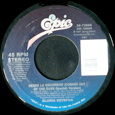 Gloria Estefan - Coming Out Of The Dark / Desde La Oscuridad (Coming Out Of The Dark - Spanish Version) side B