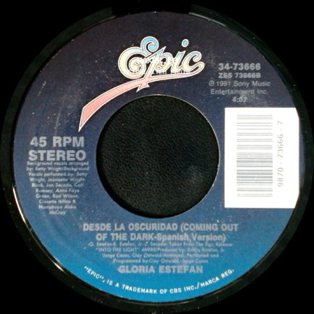 Gloria Estefan - Coming Out Of The Dark / Desde La Oscuridad (Coming Out Of The Dark - Spanish Version) side B