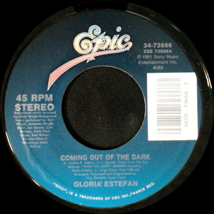 Gloria Estefan - Coming Out Of The Dark / Desde La Oscuridad (Coming Out Of The Dark - Spanish Version) side A