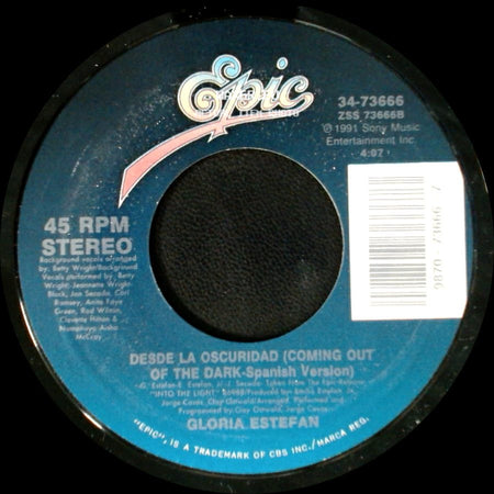 Gloria Estefan - Coming Out Of The Dark / Desde La Oscuridad (Coming Out Of The Dark - Spanish Version) side B