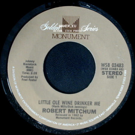 Robert Mitchum - Little Ole Wine Drinker Me / Ballad Of Thunder Road side A
