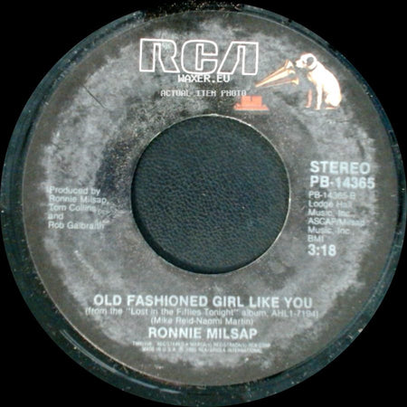 Ronnie Milsap - Old Fashioned Girl Like You / In Love side A