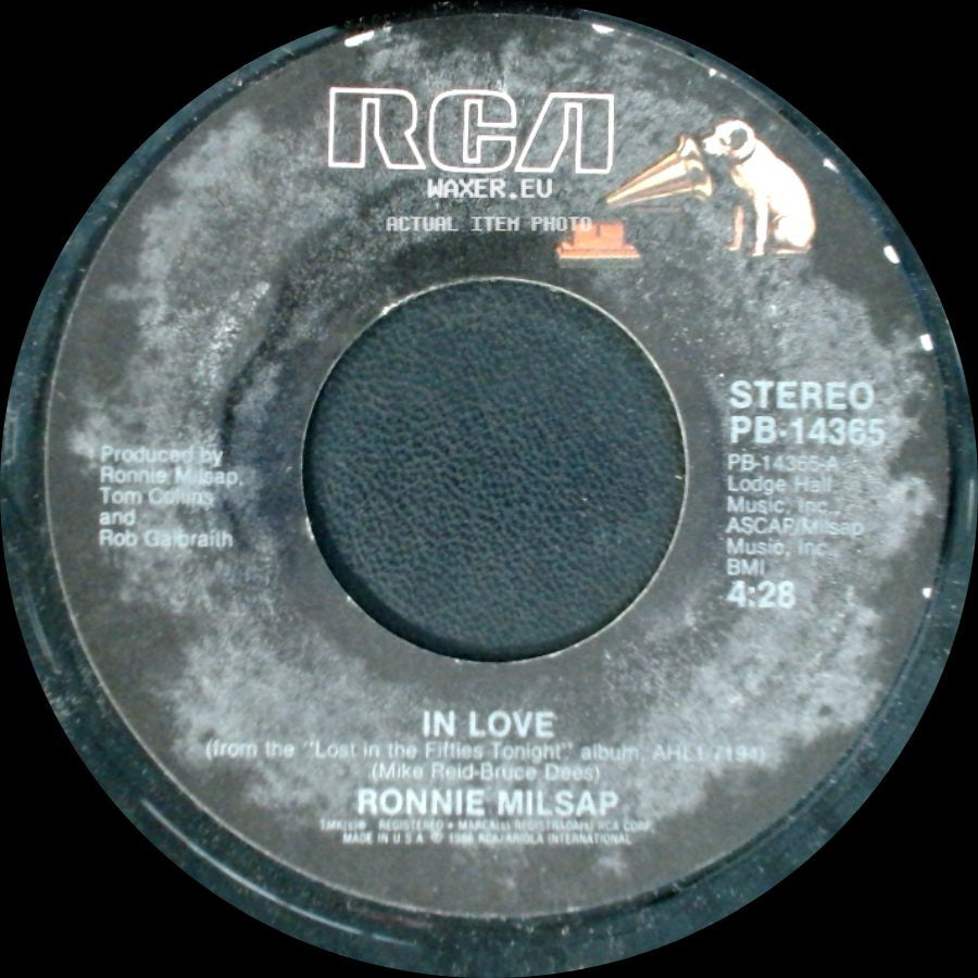 Ronnie Milsap - Old Fashioned Girl Like You / In Love side B