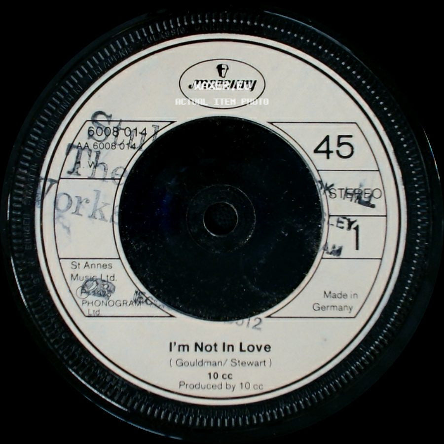 10 Cc - Good News / I'm Not In Love side B