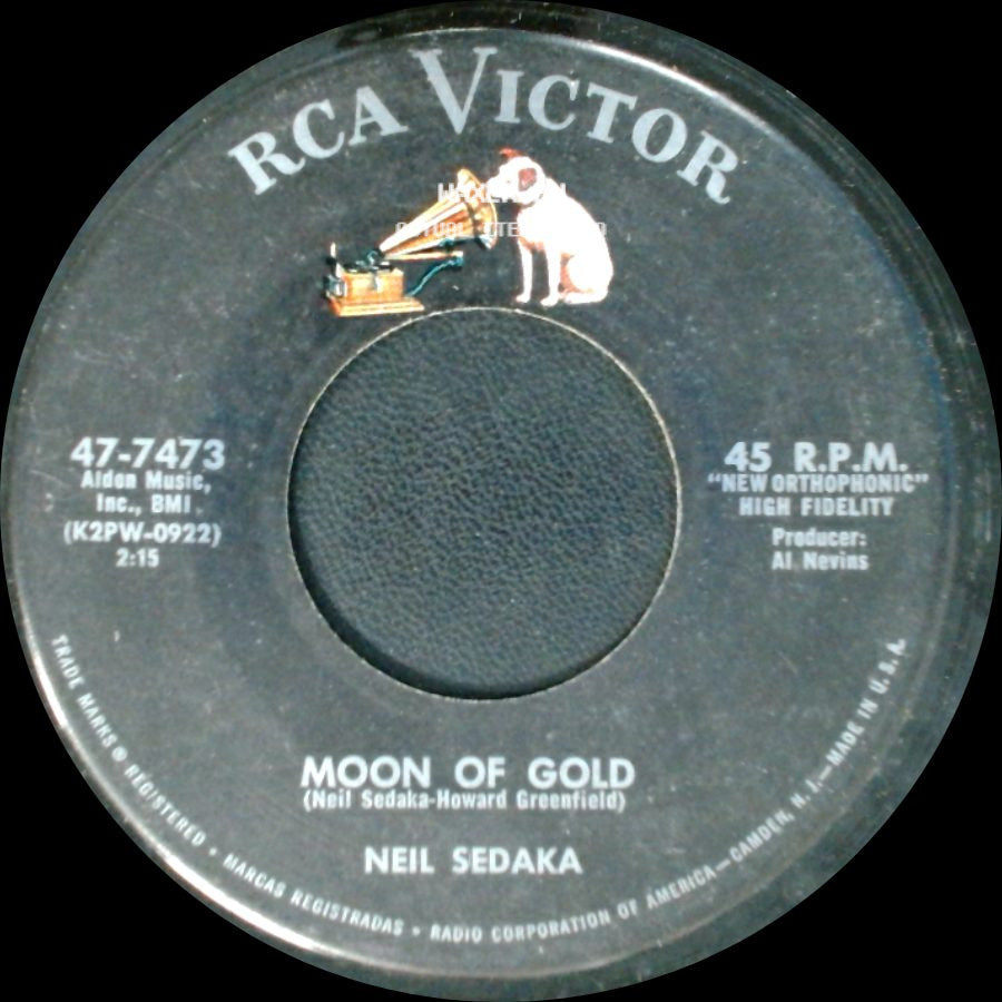 Neil Sedaka - Moon Of Gold / I Go Ape side A