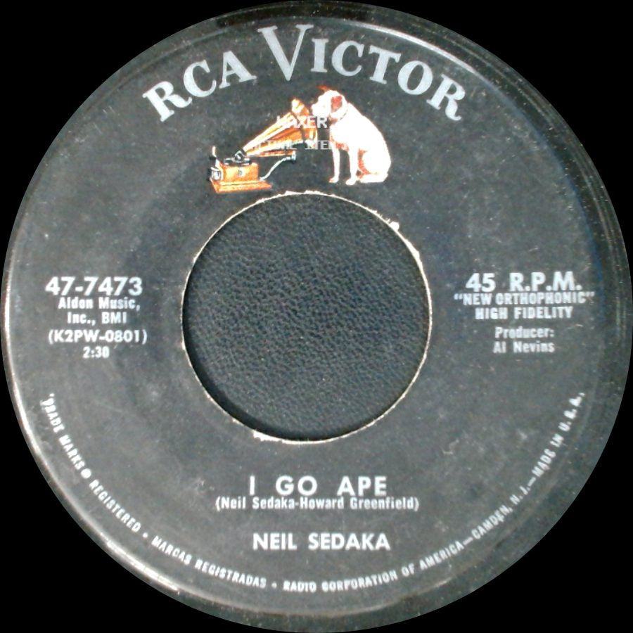 Neil Sedaka - Moon Of Gold / I Go Ape side B