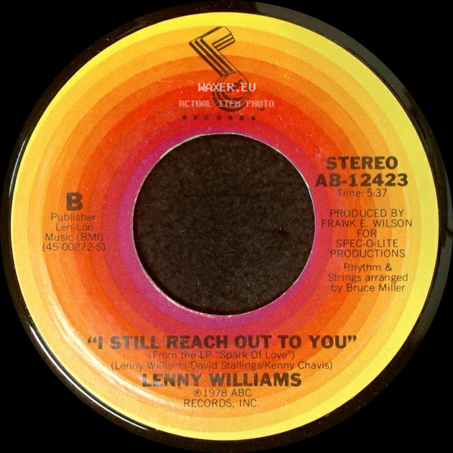 Lenny Williams - I Still Reach Out To You / Midnight Girl side A