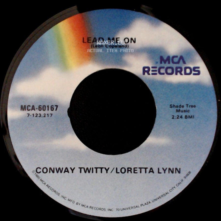 Conway Twitty / Loretta Lynn - Lead Me On / After The Fire Is Gone side A