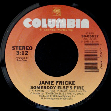 Janie Fricke - My Heart's Hearin' Footsteps / Somebody Else's Fire side B