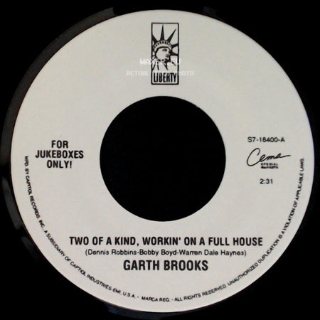 Garth Brooks - Two Of A Kind, Workin' On A Full House / Unanswered Prayers side A