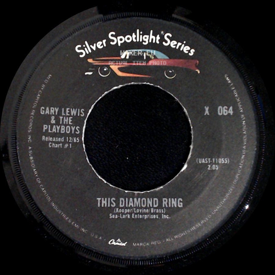 Gary Lewis & The Playboys - This Diamond Ring / My Hearts Symphony side A