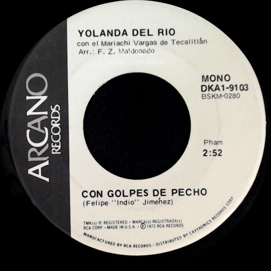 Yolanda Del Rio - Con Golpes De Pecho / Amor De Obscuridad side A