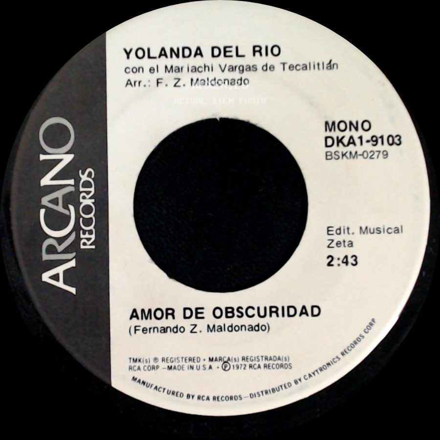 Yolanda Del Rio - Con Golpes De Pecho / Amor De Obscuridad side B