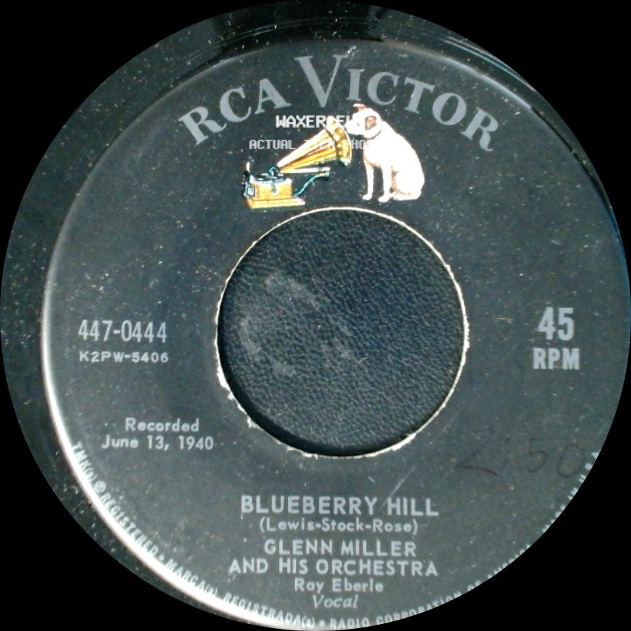 Glenn Miller And His Orchestra - Blueberry Hill / Moonlight Sonata side A