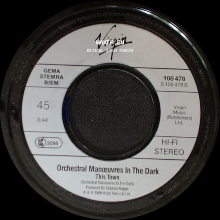 Orchestral Manoeuvres In The Dark - This Town / (Forever) Live And Die side A