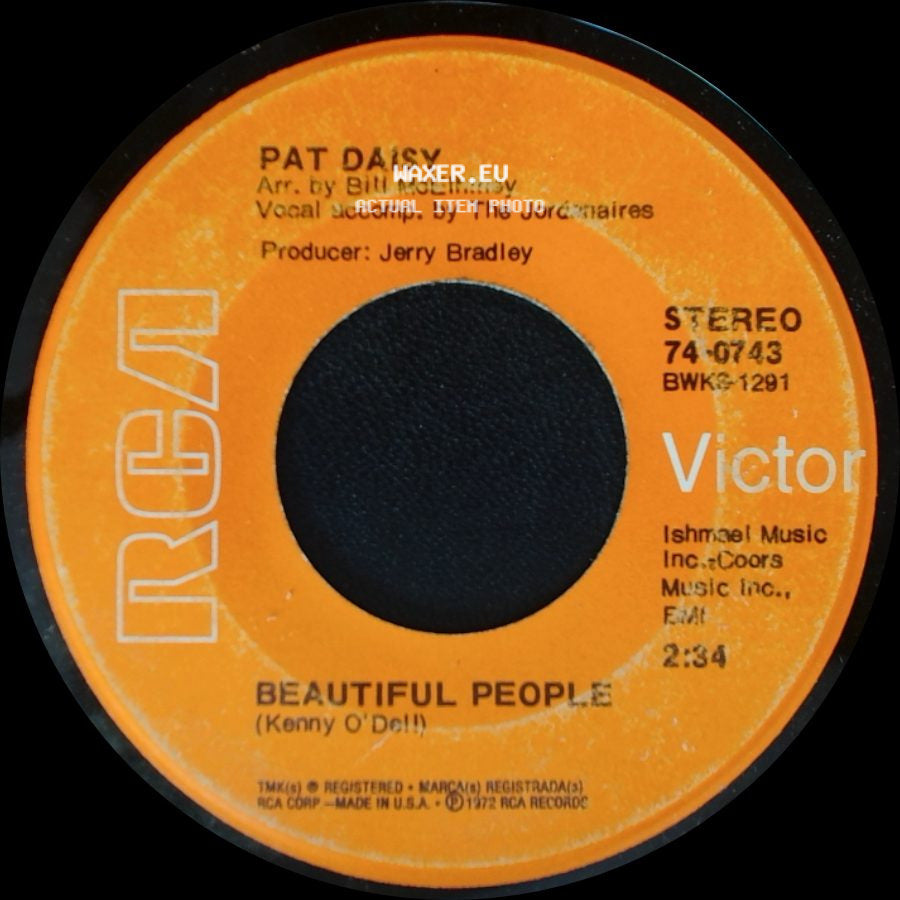 Pat Daisy - Beautiful People / I Think I'm Falling side A
