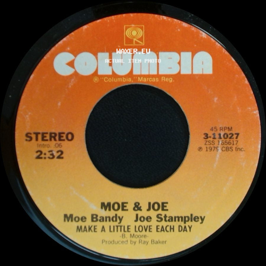 Moe & Joe - Just Good Ol' Boys / Make A Little Love Each Day side B