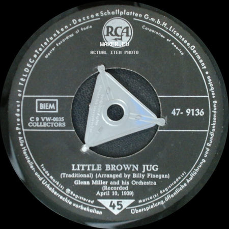 Glenn Miller And His Orchestra - Little Brown Jug / A String Of Pearls side A