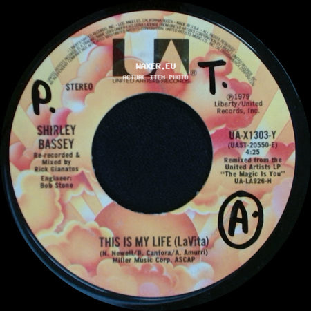Shirley Bassey - This Is My Life (La Vita) / Copacabana (At The Copa) side A