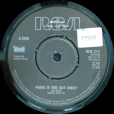 Unknown Artist - Paris Is One Day Away / No One Left To Blame side A